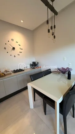 Imagem Casa Térrea para Locação no Condomínio Terras do Cancioneiro - Paulínia/SP

Ao entrar, o imóve...