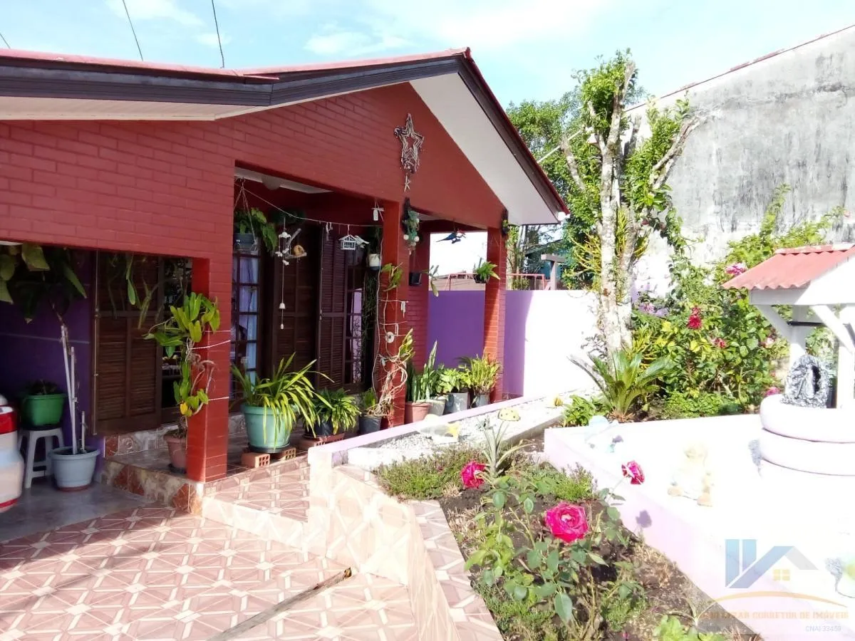 Imagem Casa para Venda em São José dos Pinhais, Campo Largo da Roseira, 2 dormitórios, 1 banheiro, 2 vagas