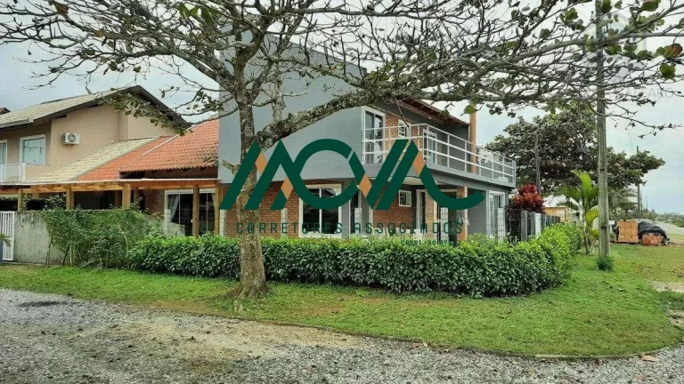 Imagem Sobrado Beira Mar em Itapoá com 4 suítes - PÉ na Areia