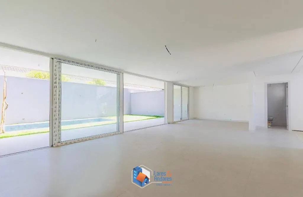 Imagem Casa em condomínio para venda em Campo Belo com 4 quartos, sendo 4 suítes, 401.12m²
