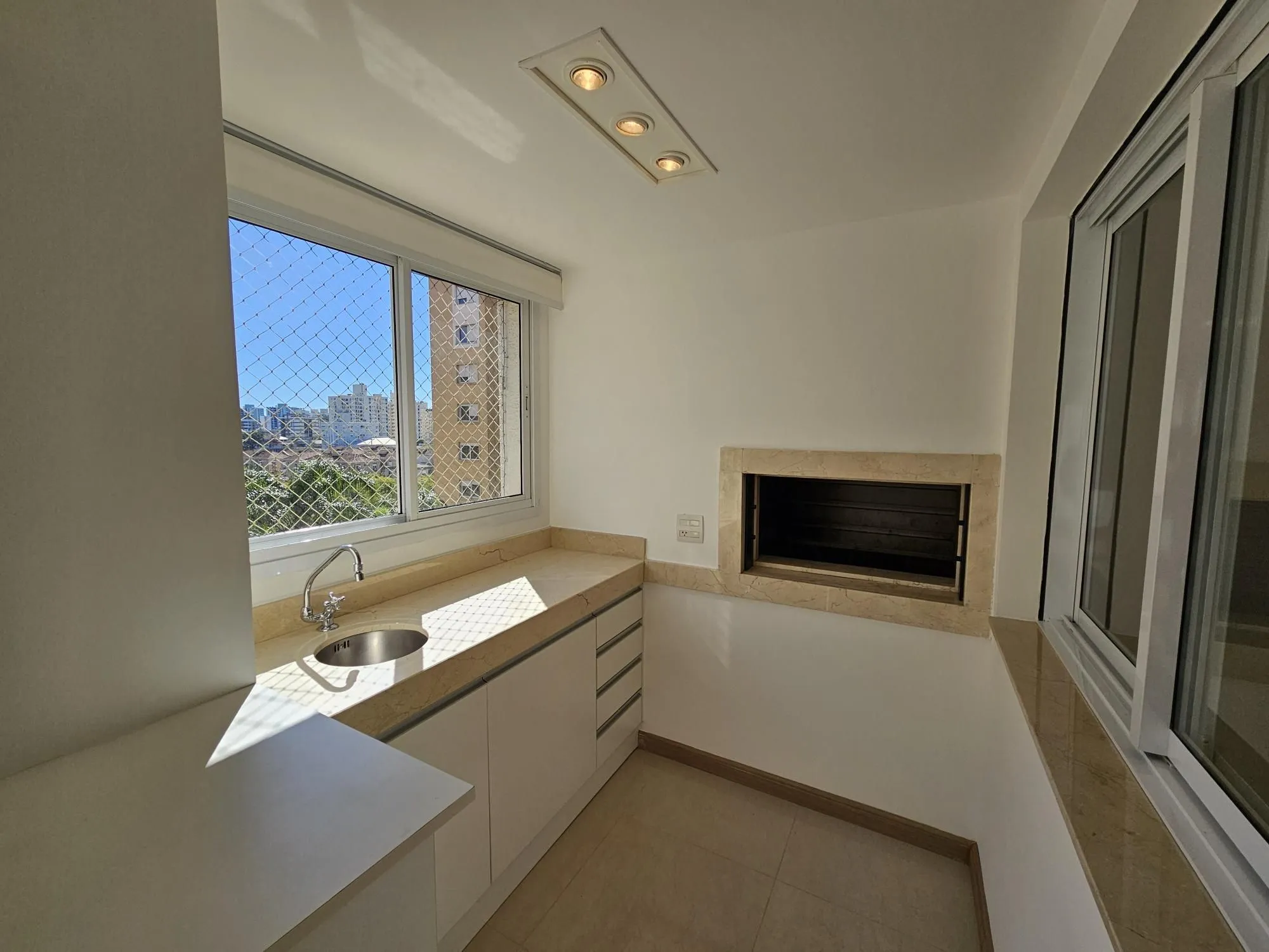 Imagem Apartamento 3 suítes na frente do Parque Germânia