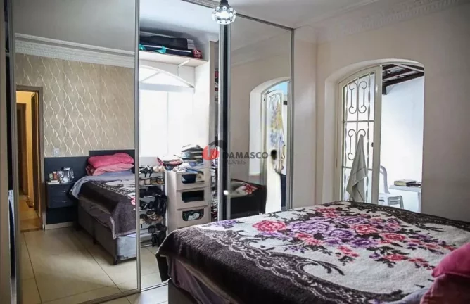 Imagem Sobrado à venda 3 Quartos, 2 Vagas, 140M², Cerâmica, São Caetano do Sul - SP