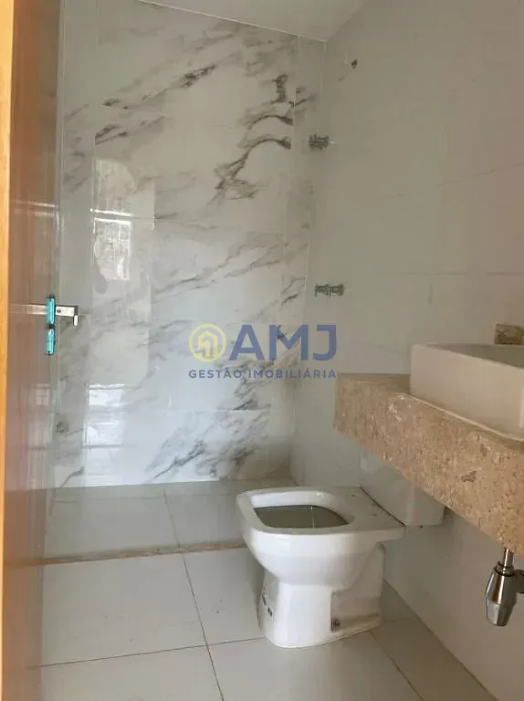 Imagem Sobrado a Venda - Condomínio Jardim Imperial no St. Goiânia 2