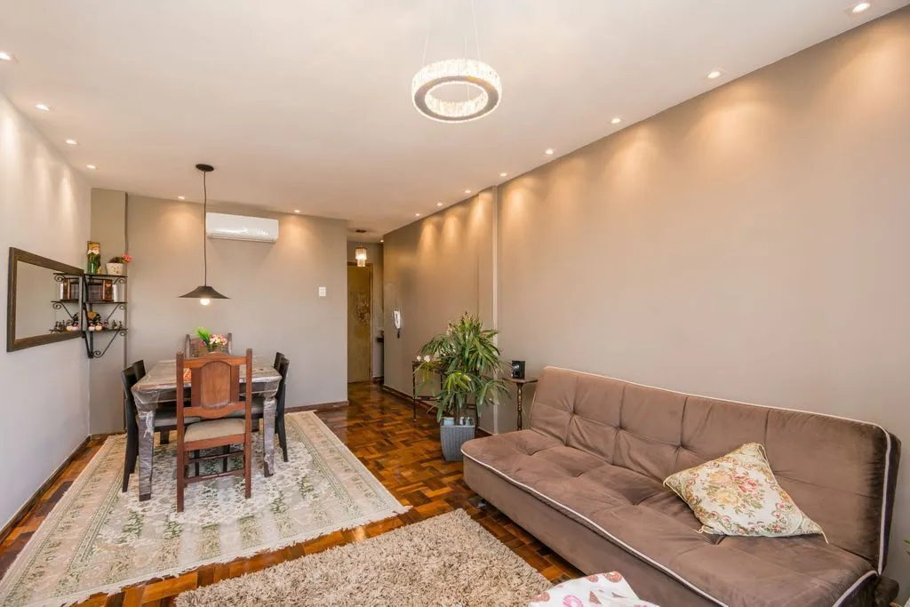 Imagem Apartamento de 3 dormitórios à venda no Bairro Rio Branco - Porto Alegre