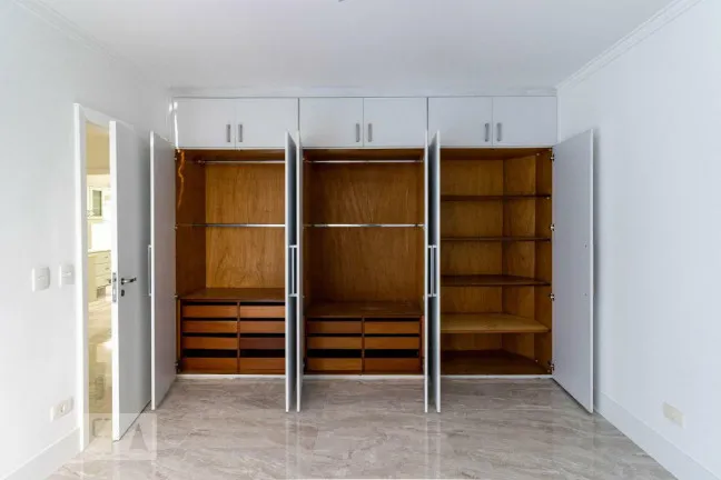 Imagem Apartamento com 3 Quartos à Venda, 210 m² em Indianópolis - São Paulo