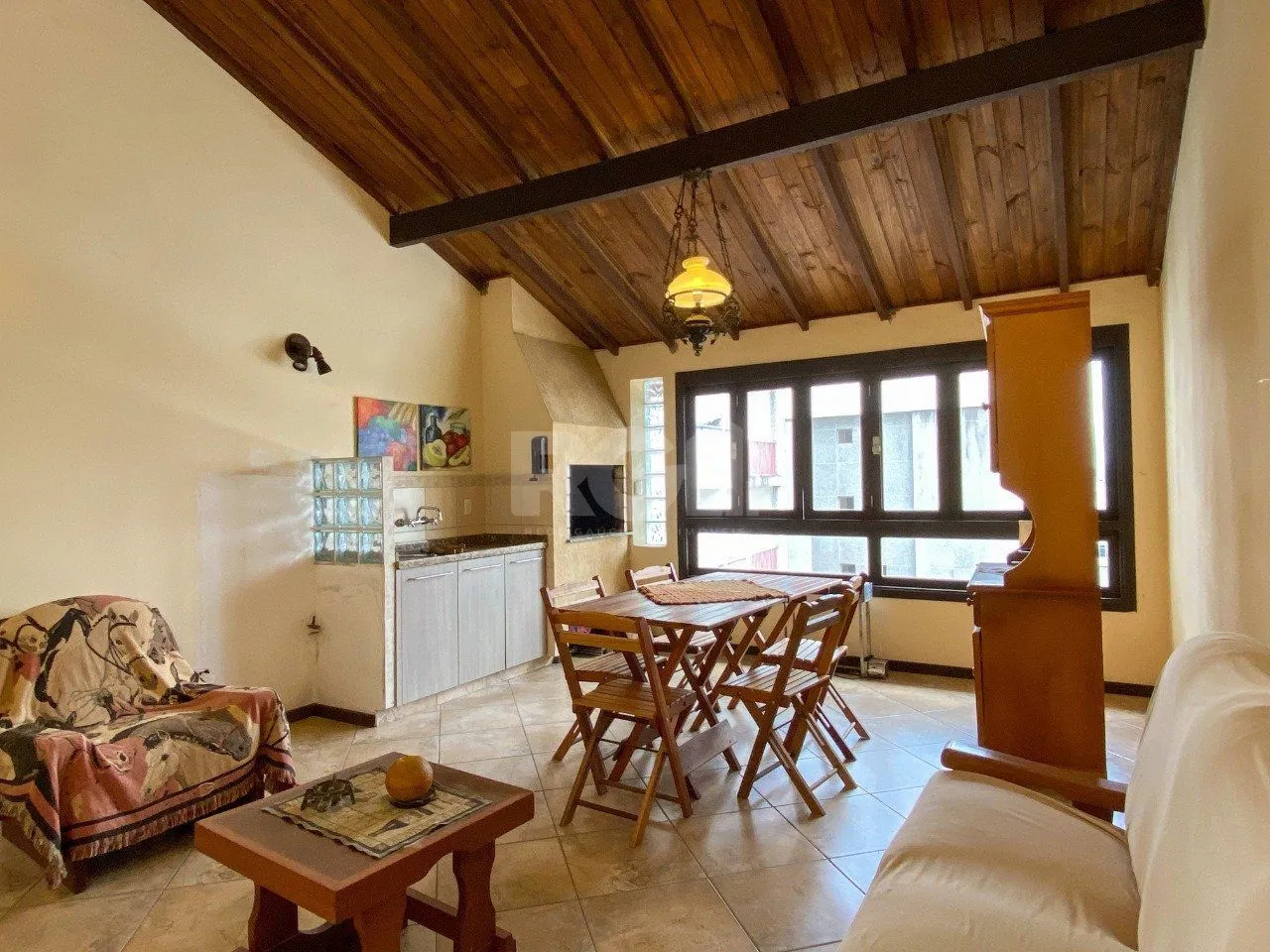 Imagem Casa para Venda - 350m², 2 dormitórios, sendo 2 suites, 2 vagas - Centro Histórico