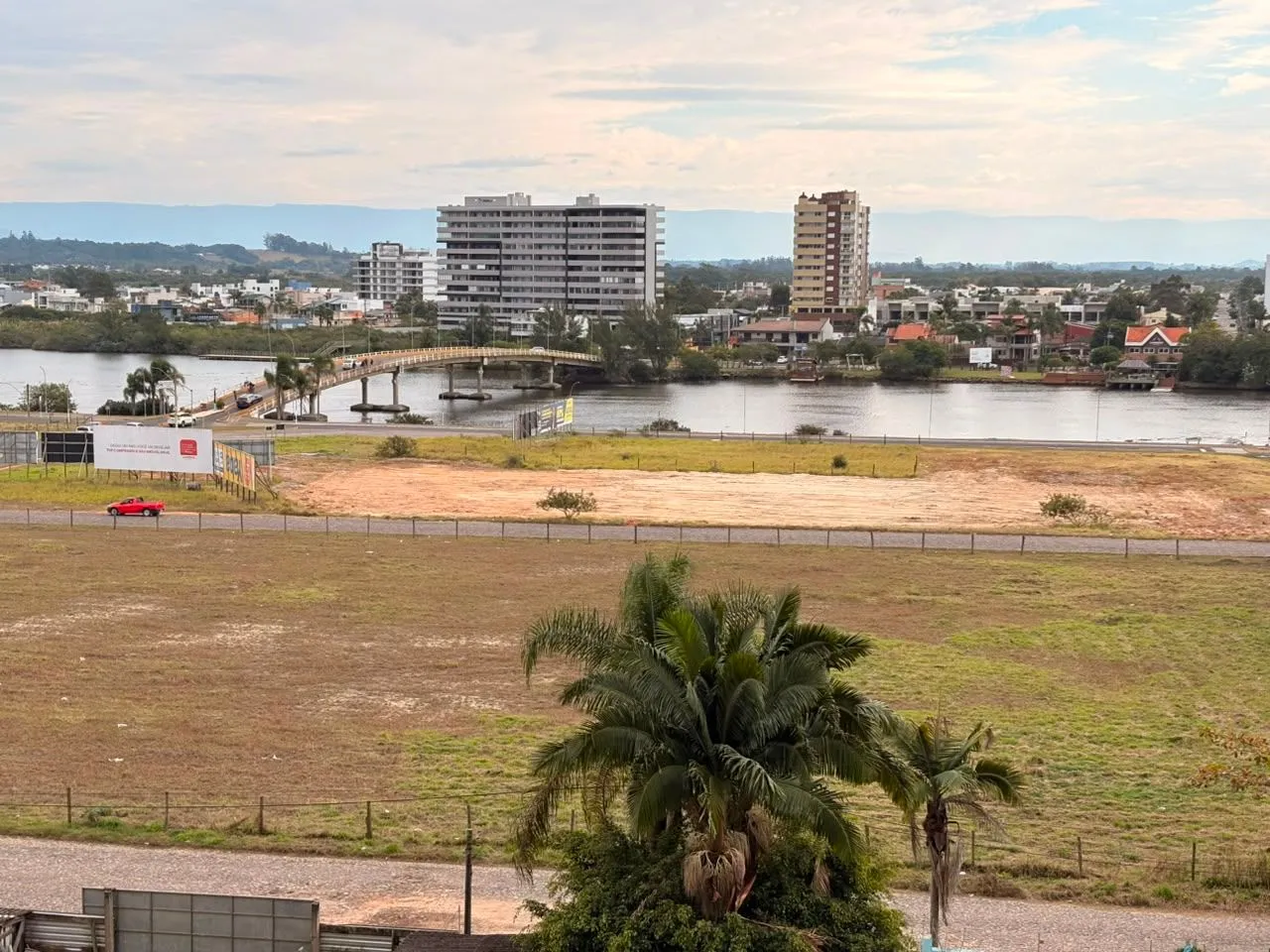 Imagem Apartamento à venda em Torres, Predial, com 2 quartos, 73.11m2