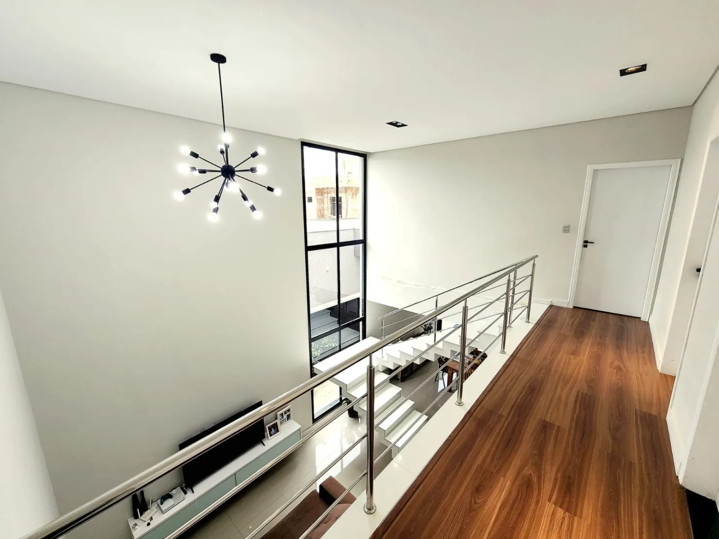 Imagem Casa à venda 4 Quartos, 2 Suites, 2 Vagas, 300M², Piracangaguá, Taubaté - SP | Condomínio Ouroville