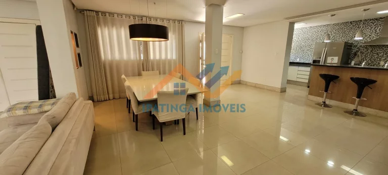 Imagem Casa de 4 quartos e 3 vagas de garagem no Imbaúbas