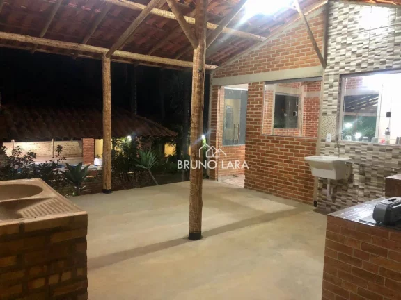 Imagem Sítio com 3 dormitórios à venda, 2520 m² por R$ 550.000,00 - Varginha - Igarapé/MG