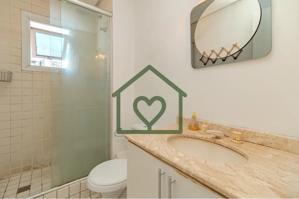 Imagem Apartamento com 84m² privativos, três dormitórios (sendo uma suíte), dois banheiros, sacada com ...