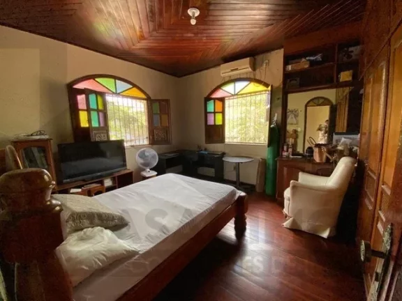 Imagem CASAL IMÓVEIS VENDE CASA MARAMBAIA 5/4 - 3 SUÍTES + PISCINA PRIVATIVA