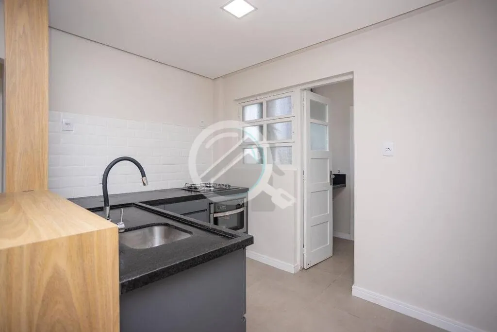 Imagem Apartamento a venda com 2 quartos no bairro Moinhos/Floresta. Desfrute de um ambiente renovado na Av...