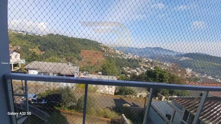 Imagem Casa Duplex para Venda em Concórdia, Nações, 3 dormitórios, 1 suíte, 2 banheiros, 1 vaga