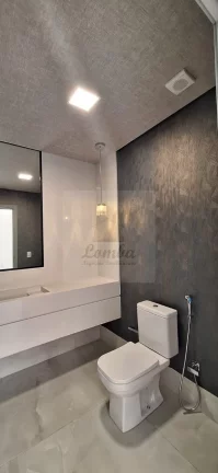 Imagem Casa de luxo em condomínio à venda em Chapada dos Guimarães-MT: 6 quartos, 4 suítes, 3 salas, 7 banheiros, 6 vagas de garagem, 400m².