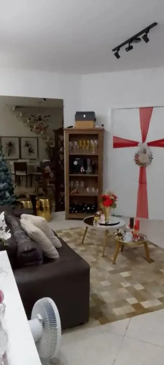 Imagem Imperdível oportunidade: Casa à venda ou locação em Sorocaba-SP, Jardim Califórnia! 2 quartos, 1 suíte, 2 salas, 4 vagas de garagem, 221m².