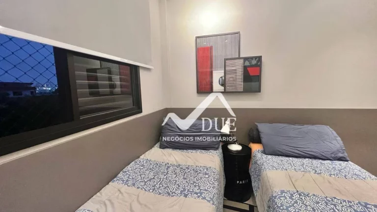 Imagem Lindo Apartamento à venda 2 quartos com dependência no Embaré em Santos