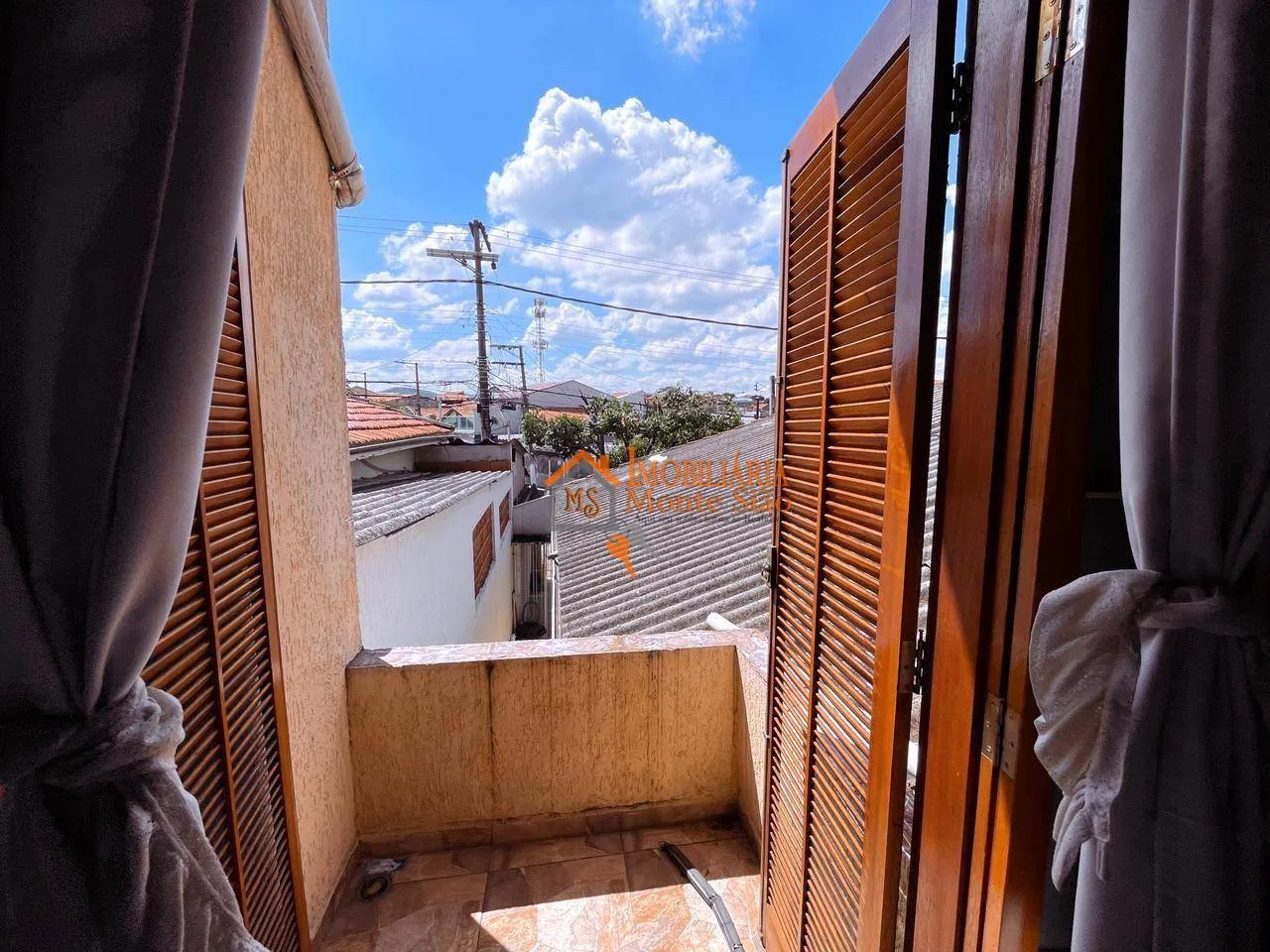 Imagem Casa com 2 dormitórios à venda, 140 m² por R$ 550.000,00 - Jardim Santa Clara - Guarulhos/SP
