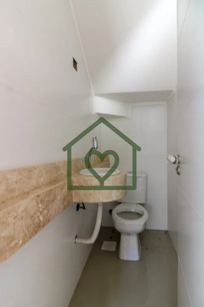 Imagem Excelente casa 03 suítes, amplo living com lareira e churrasqueira, sala de estar e jantar, cozinha...