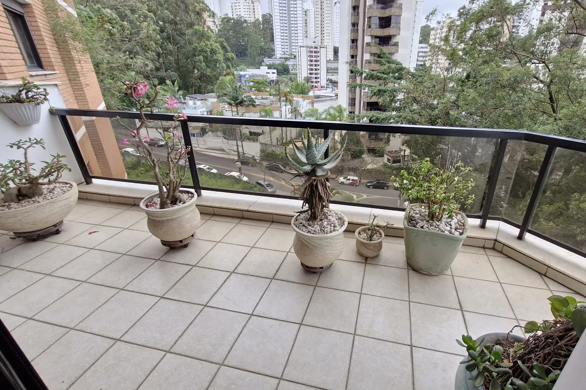 Imagem Apartamento para venda em Vila Andrade com 4 quartos, sendo 2 suítes, 219m2