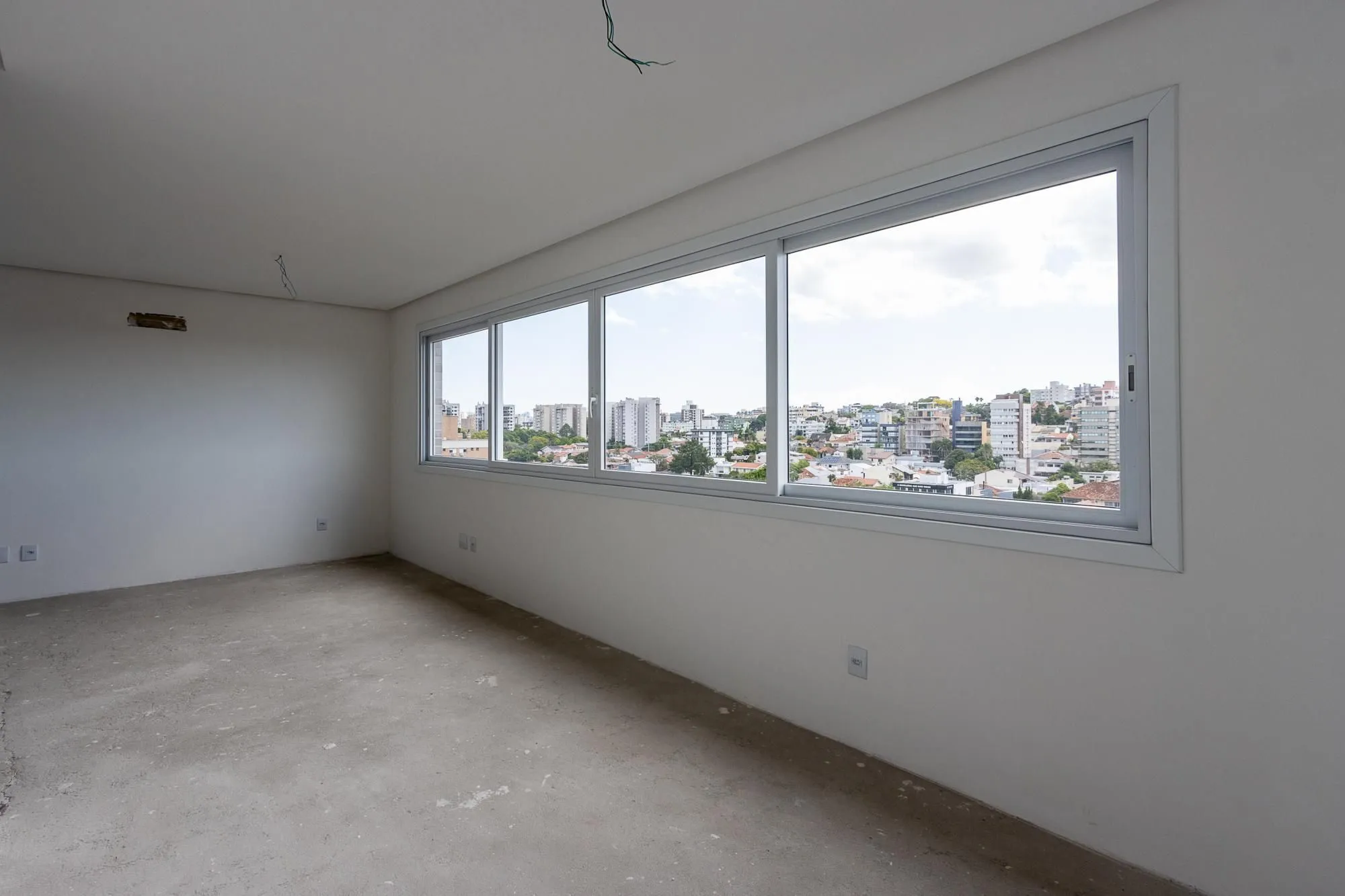 Imagem Apartamento de 3 dormitórios, 3 suítes, e 4 vagas, no bairro Jardim Lindoia