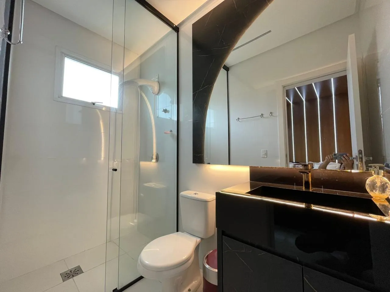Imagem Apartamento com vista para o mar à venda com 270m2 por R$ 4.990.000,00
