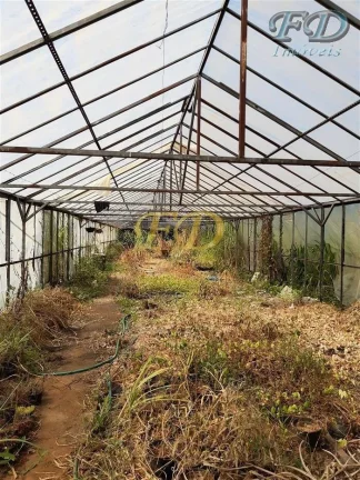 Imagem EXCELENTE SÍTIO EMATIBAIA-SP Características: 3,5 alqueires de área total (aprox. 75.000,00 m²) ...