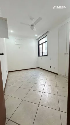 Imagem Apartamento com 3 dormitórios à venda, 127 m² por R$ 900.000 - Praia da Costa - Vila Velha/ES