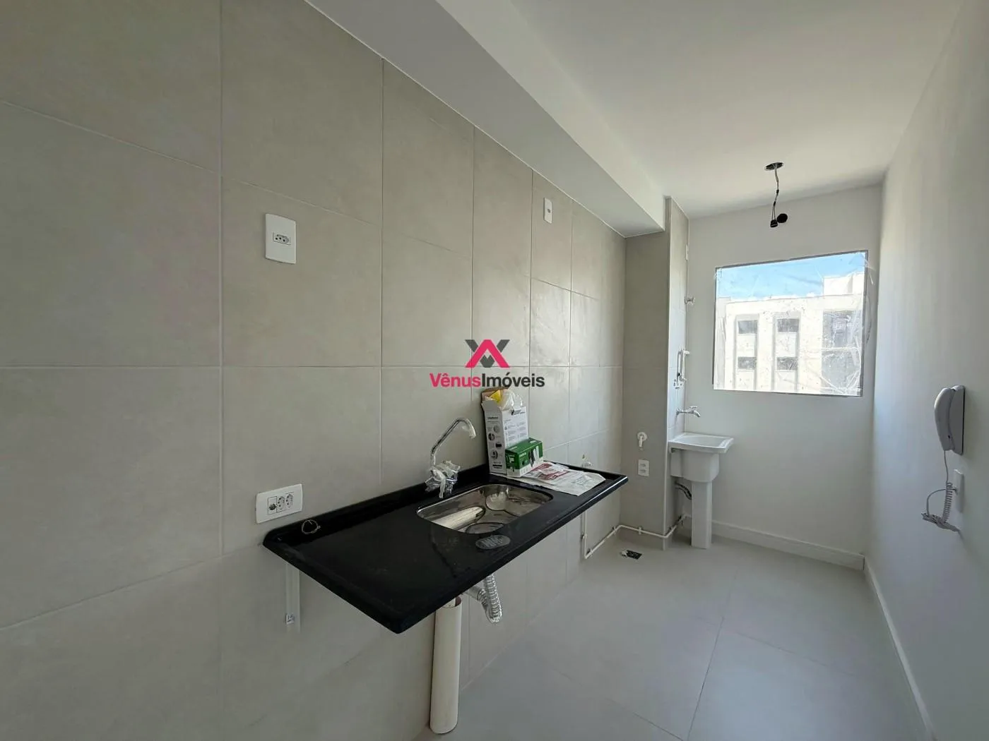 Imagem Apartamento para Venda em Rio de Janeiro, Jacarepaguá, 2 dormitórios, 1 suíte, 2 banheiros, 1 vaga