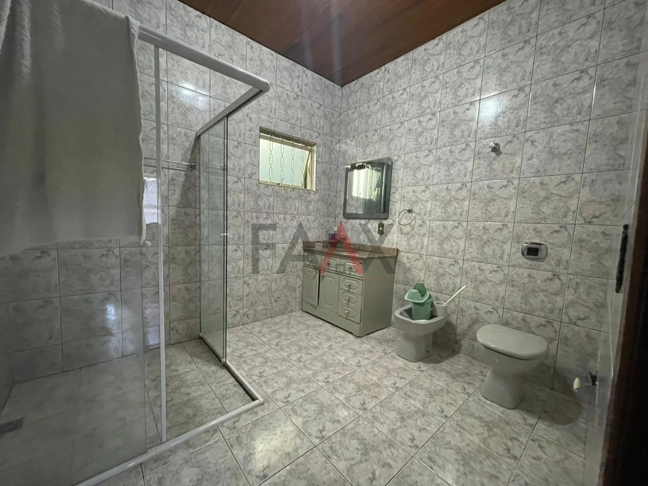 Imagem Oportunidade Única Casa com Barracão à Venda, CENTRO, GUARAPUAVA - PR