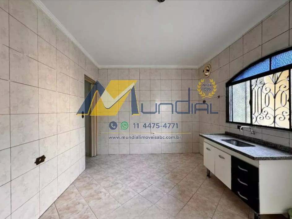 Imagem Casa para Alugar com 55mts, quintal no Jardim Rina