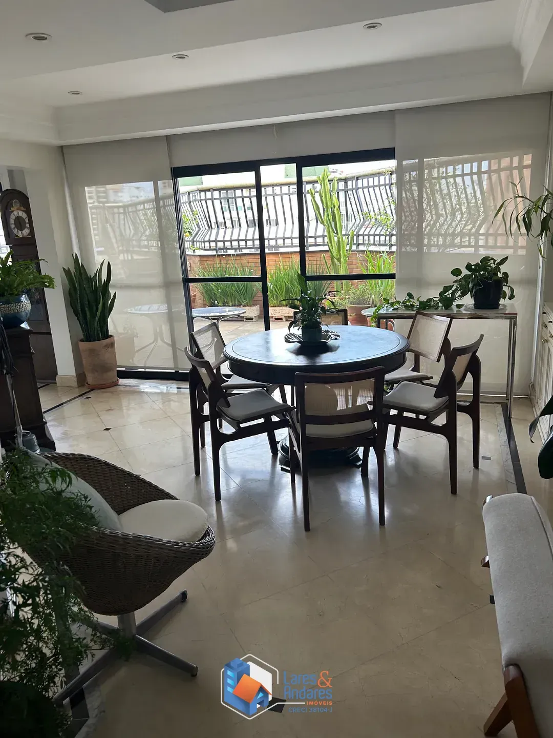 Imagem Cobertura para venda em Perdizes com 4 quartos, sendo 4 suítes, 347m²