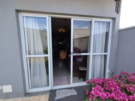 Foto do imóvel Casa com 3 dormitórios à venda, 110 m² por R$ 750.000,00 - Jardim Estância Brasil - Atibaia/SP