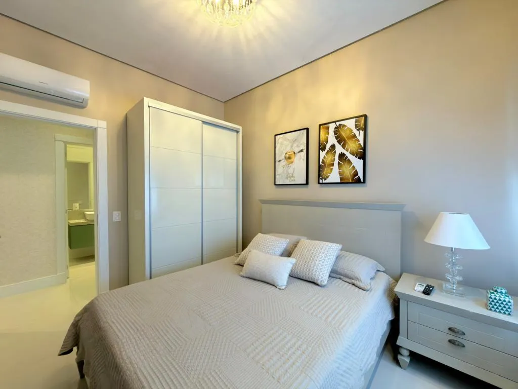 Imagem Apartamento 3 Dormitórios - Bairro --