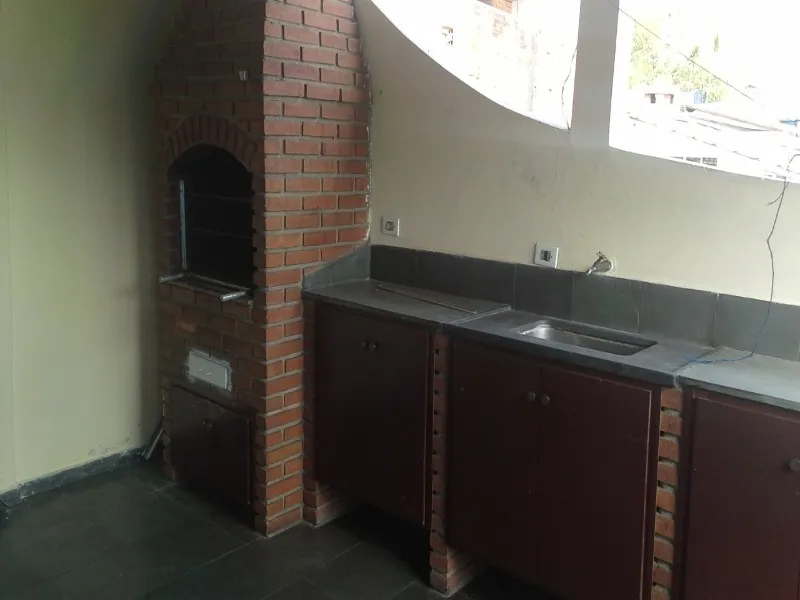 Imagem Casa à venda em Jardim Santo André, Santo André-SP: 2 quartos, 1 sala, 1 banheiro, 2 vagas de garagem, 150,00 m² de área.