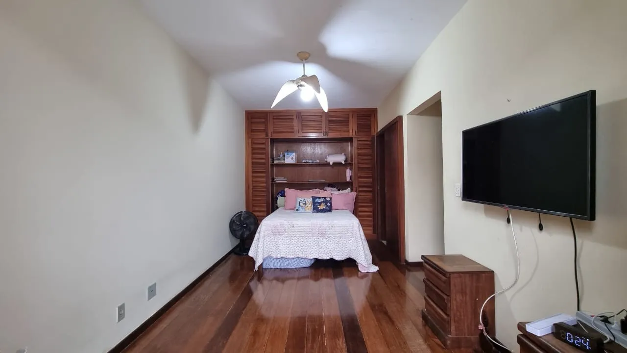 Imagem Casa em Condomínio para Venda em Teresópolis / RJ no bairro Alto