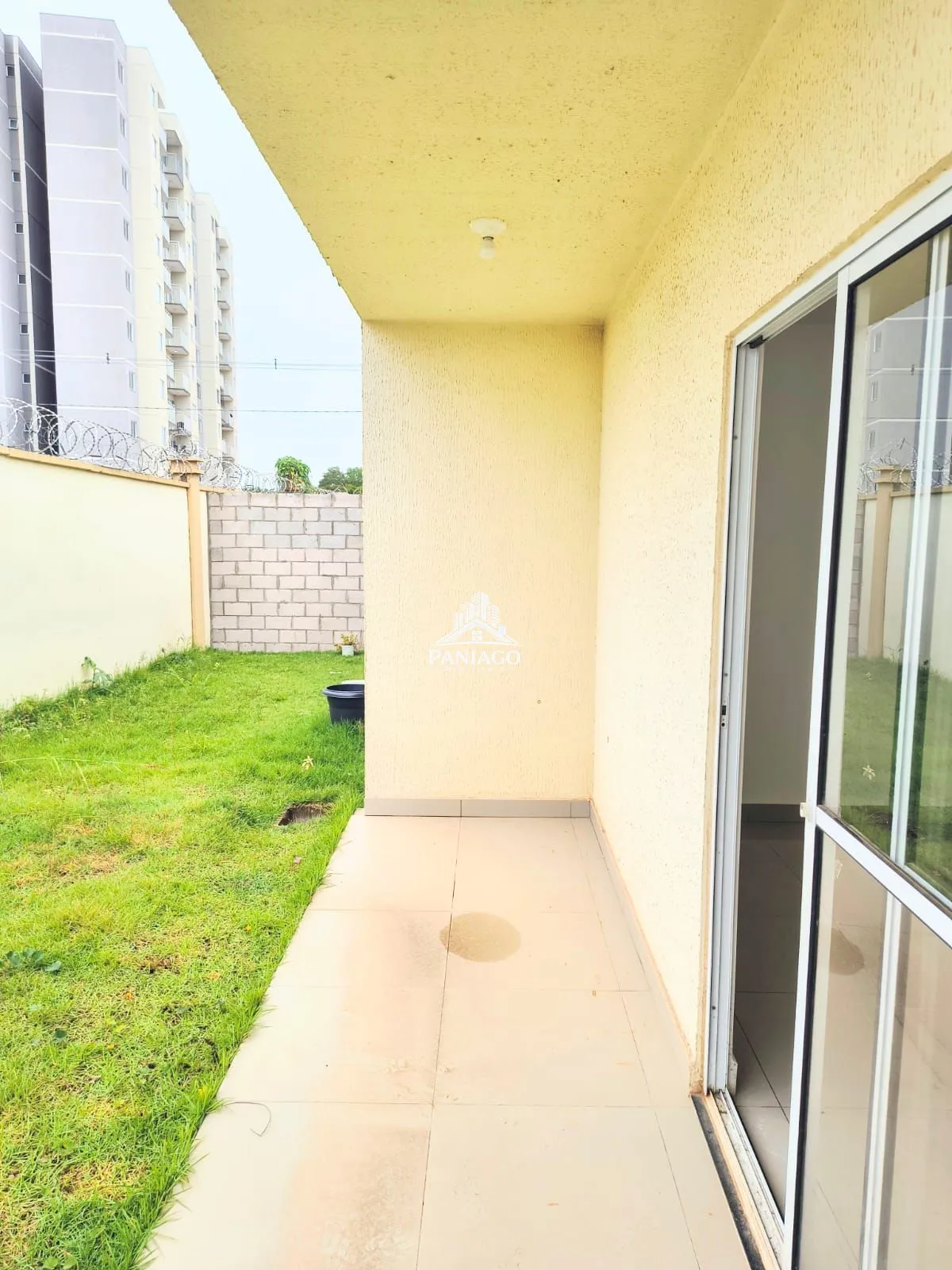 Imagem CASA PARA ALUGAR COM 2/4 NO CONDOMINIO VIVA PARQUE