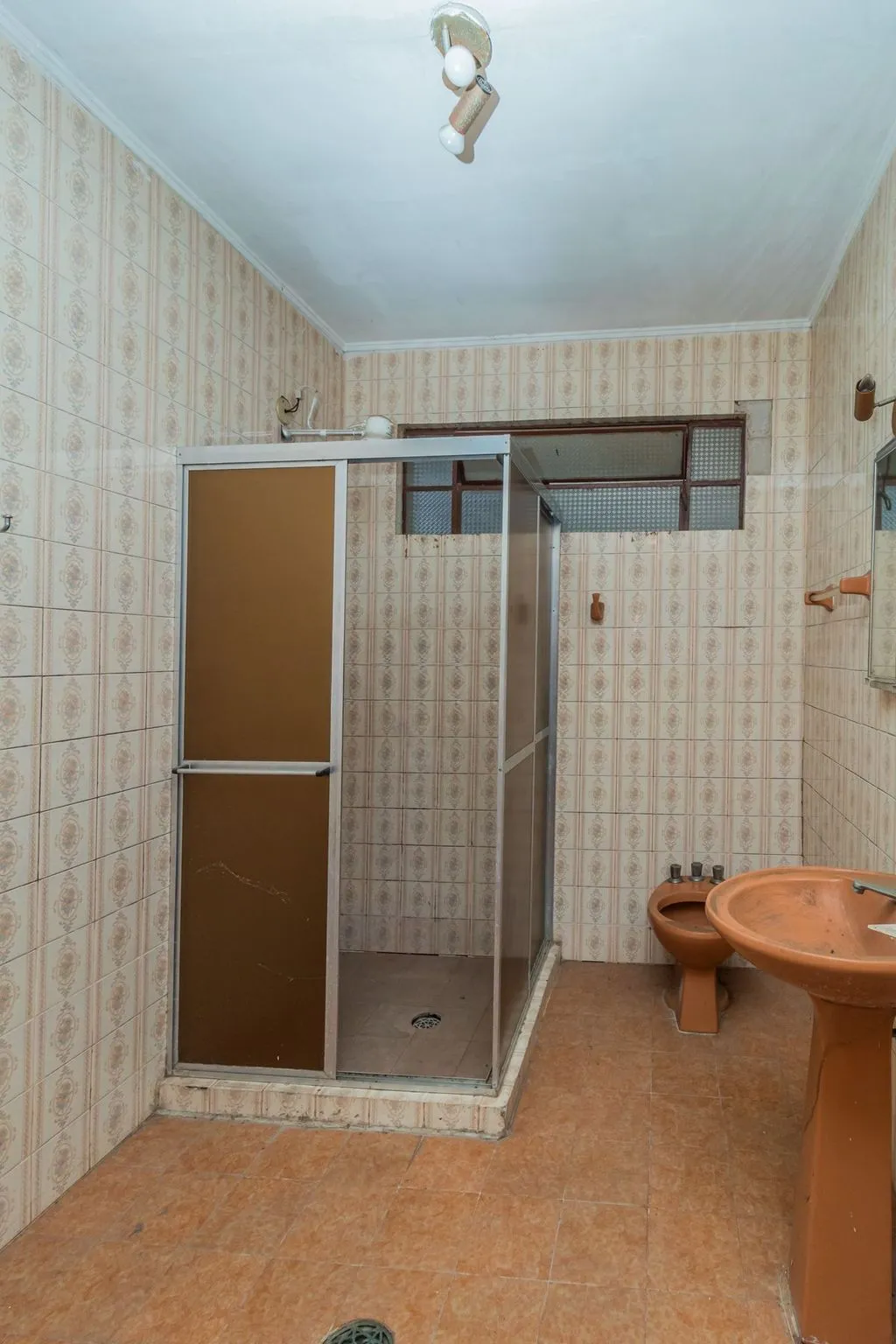 Imagem Casa de 4 dormitorios à venda Avenida Tramandaí, Ipanema - Porto Alegre