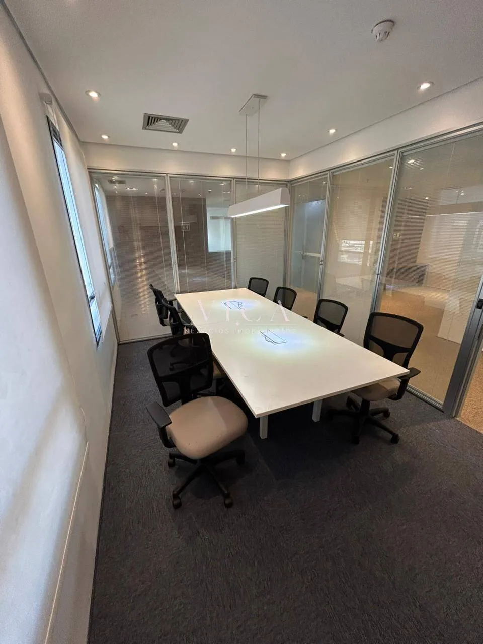 Imagem Sala para alugar 170m² 3 vagas por R$ 6.450,00 -Alphaville Barueri/SP