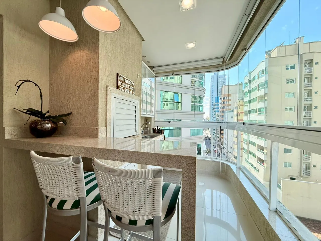 Imagem Apartamento à venda com 150m2 por R$ 1.870.000,00