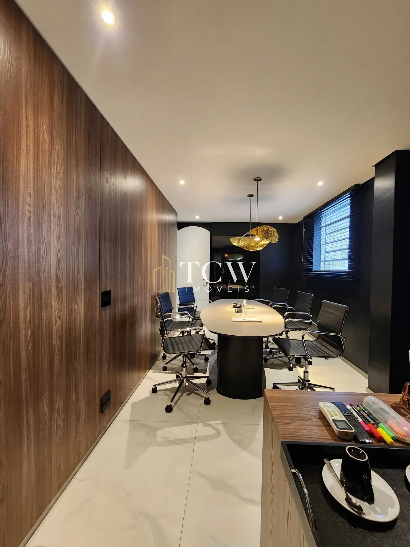 Imagem Casa Comercial á venda em Pacaembu