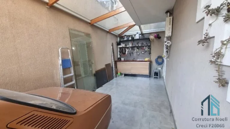 Imagem Sobrado em condomínio 03 quartos c/suíte, terraço, espaço nos fundos, no Uberaba em Curitiba PR