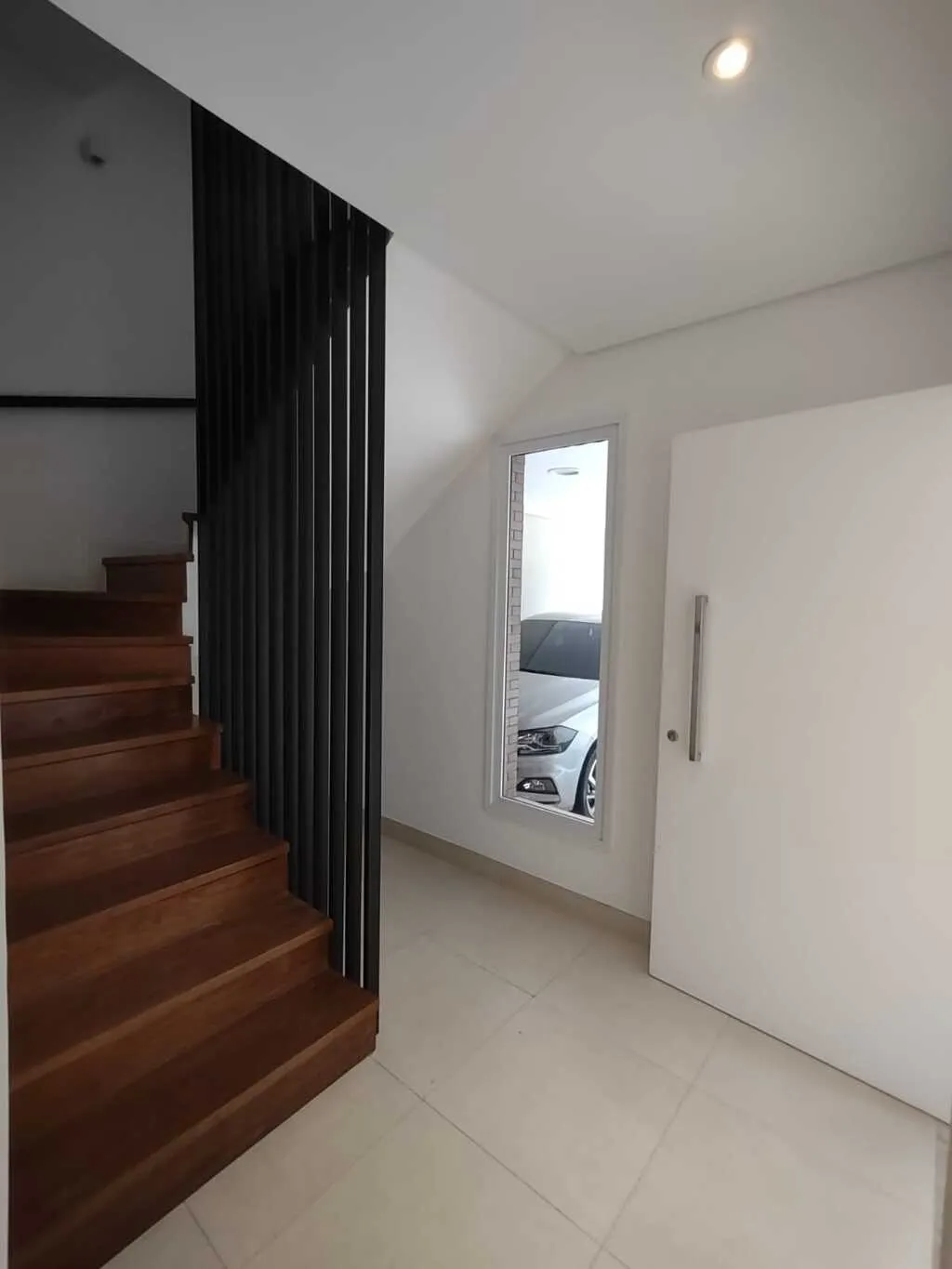 Imagem Casa Duplex 324,87M², 4Q, 4 Suítes, 7 Banheiros, 3 Vagas, Academia, Segurança 24h, Jardim, Portaria, Praça.