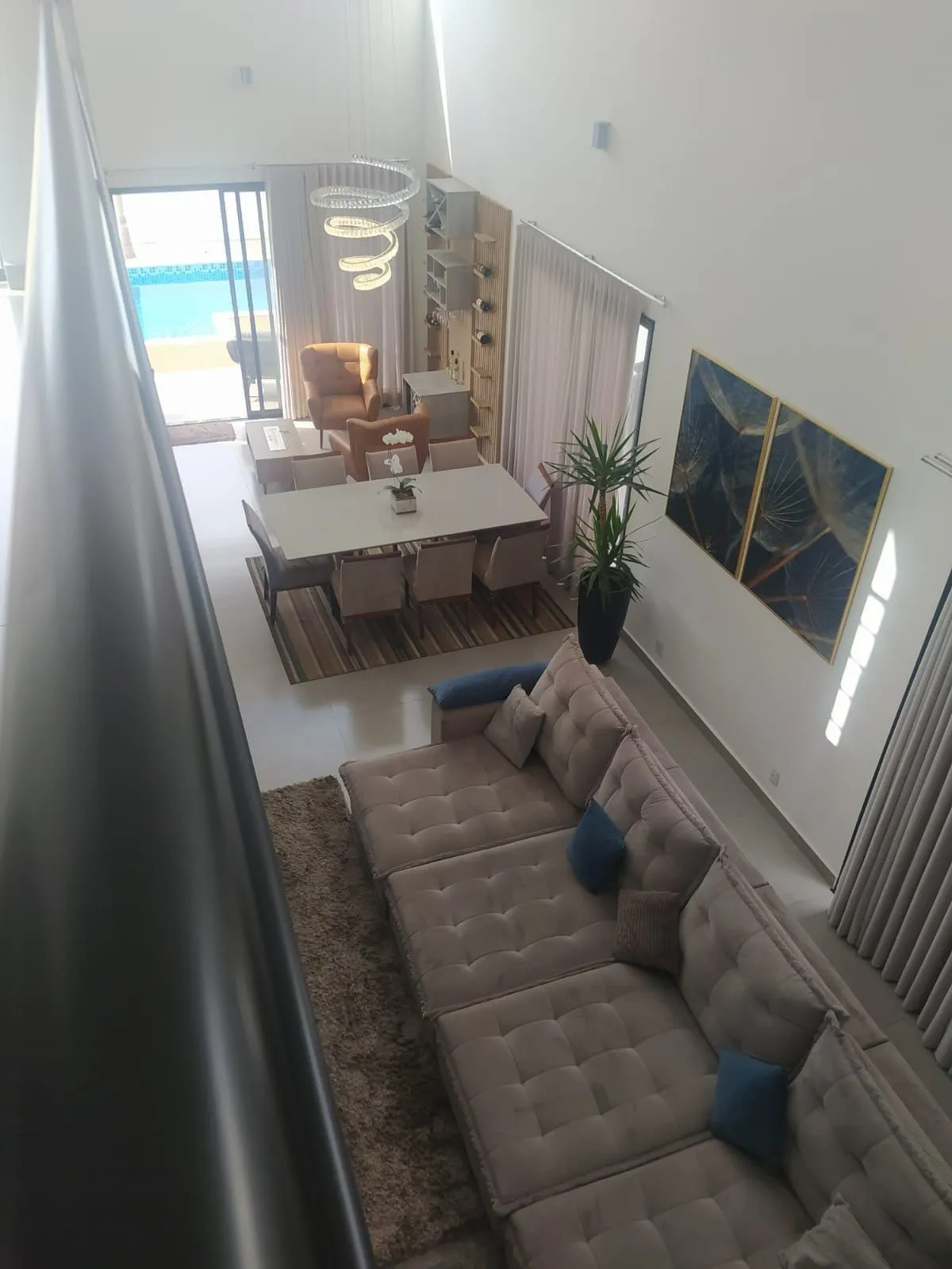 Imagem Casa para Locação e Venda com 3 suítes no Alphaville 1