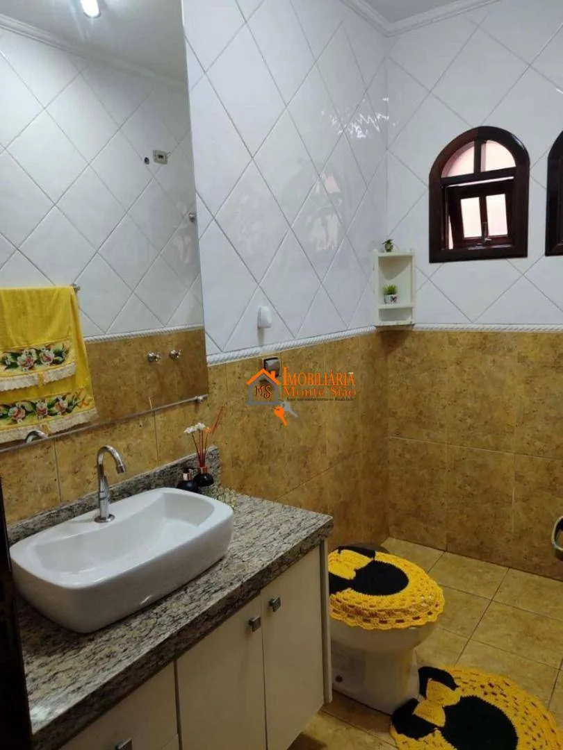 Imagem Sobrado com 3 dormitórios à venda, 213 m² por R$ 778.000,00 - Parque Continental I - Guarulhos/SP