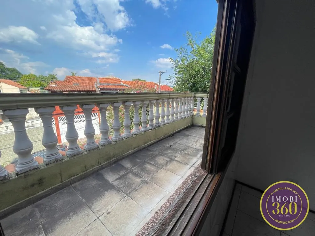 Imagem Sobrado com 03 quartos e suíte com 03 vagas no Jardim nossa Senhora do Carmo