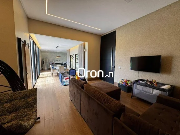 Imagem Casa com 3 dormitórios à venda, 213 m² por R$ 1.690.000,00 - Condomínio Parque dos Cisnes - Goiânia/GO