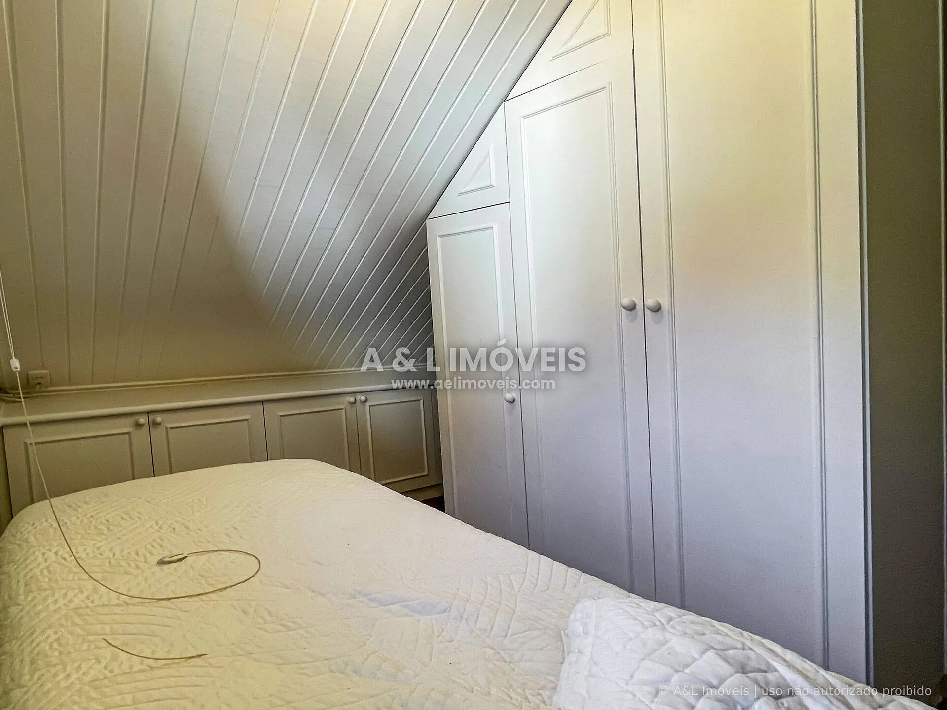 Imagem SAIU DE VENDA | Casa em Condomínio | Campos do Jordão, 261 m²
