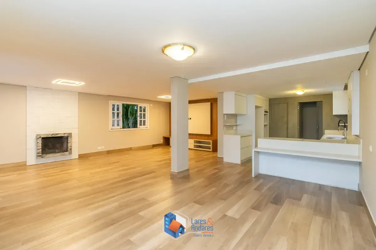 Imagem Casa no condomínio Condomínio Village Place para venda com 4 quartos, sendo 3 suítes, 402m²