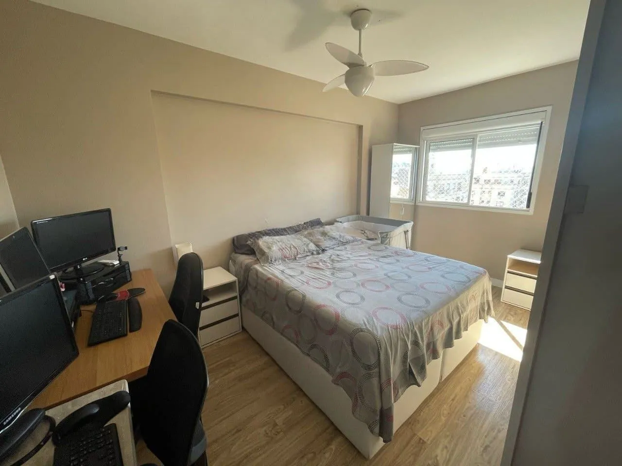 Imagem Apartamento de 2 dormitórios à venda em São Geraldo, Porto Alegre.